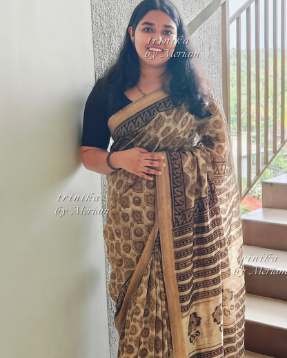 Grey Beige Maheshwari Silk Cotton Saree