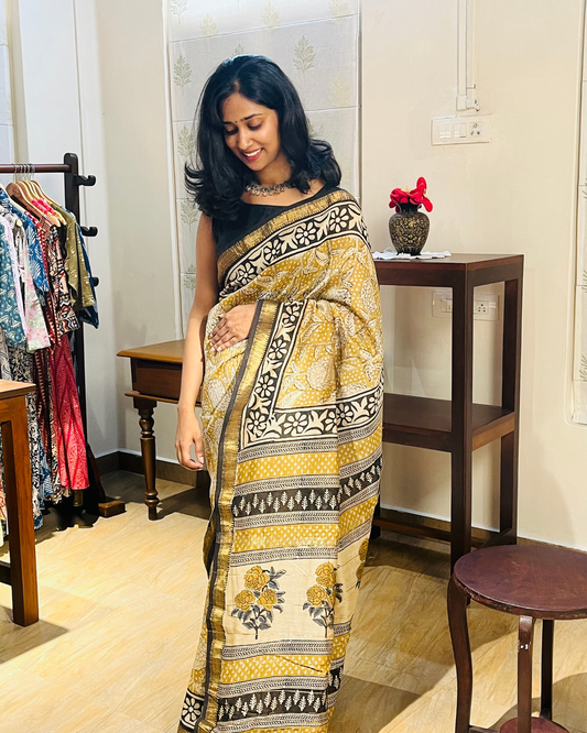 Mustard Maheshwari Silk Cotton Saree