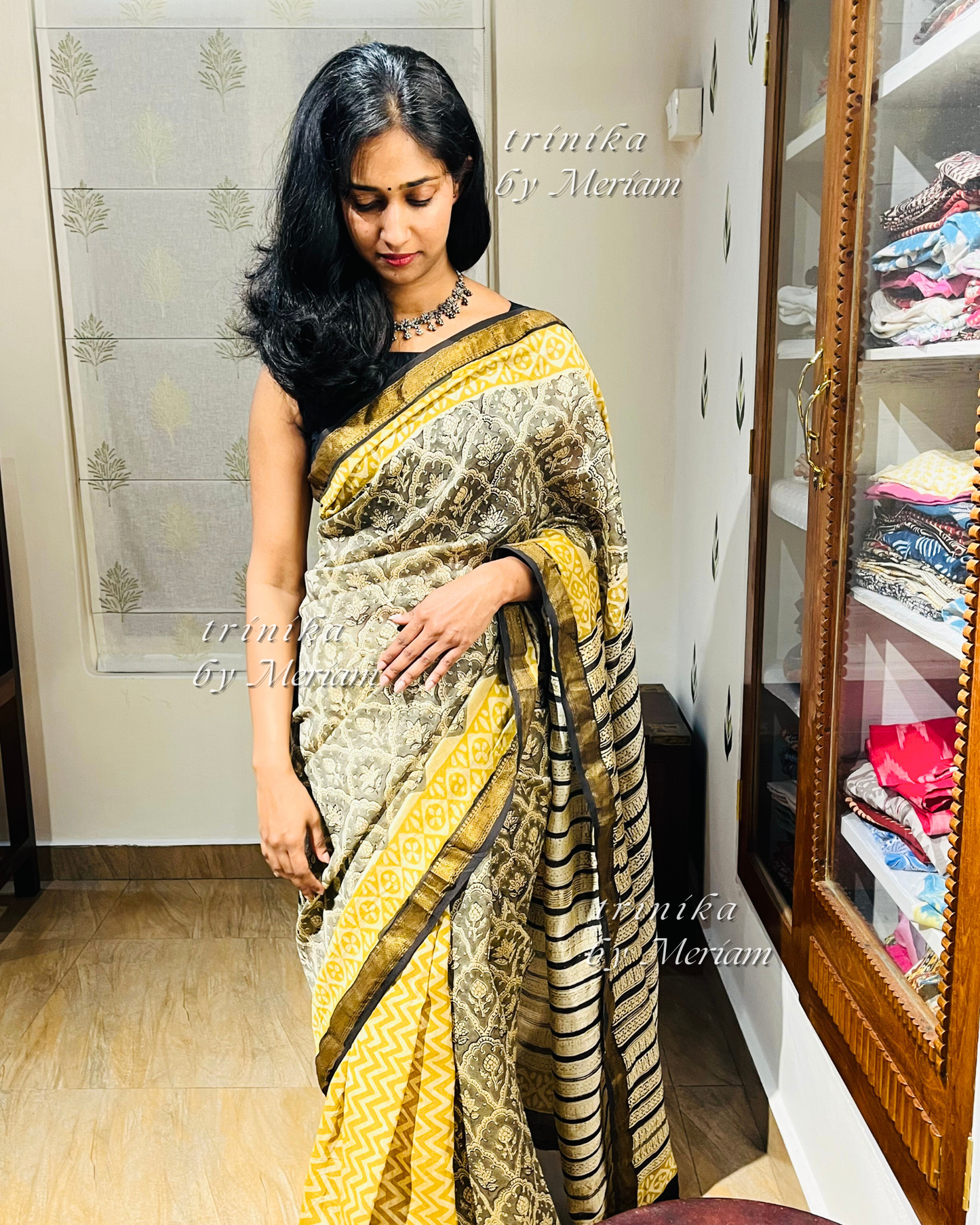 Grey Maheshwari Silk Cotton Saree