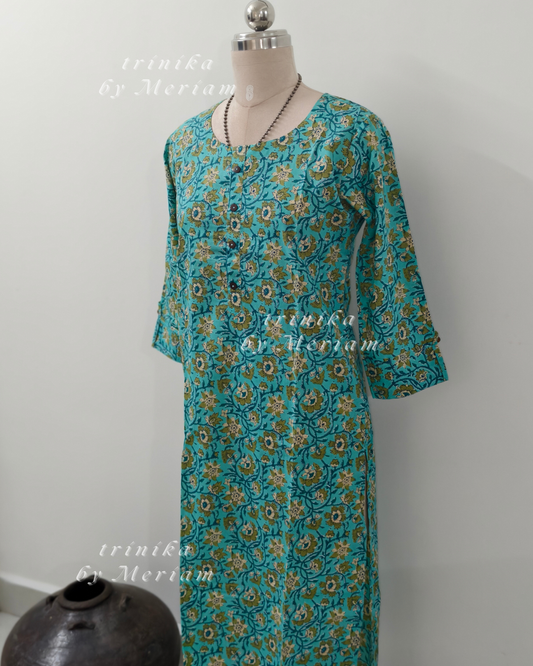Sea Blue Round-Neck Slitted Kurta